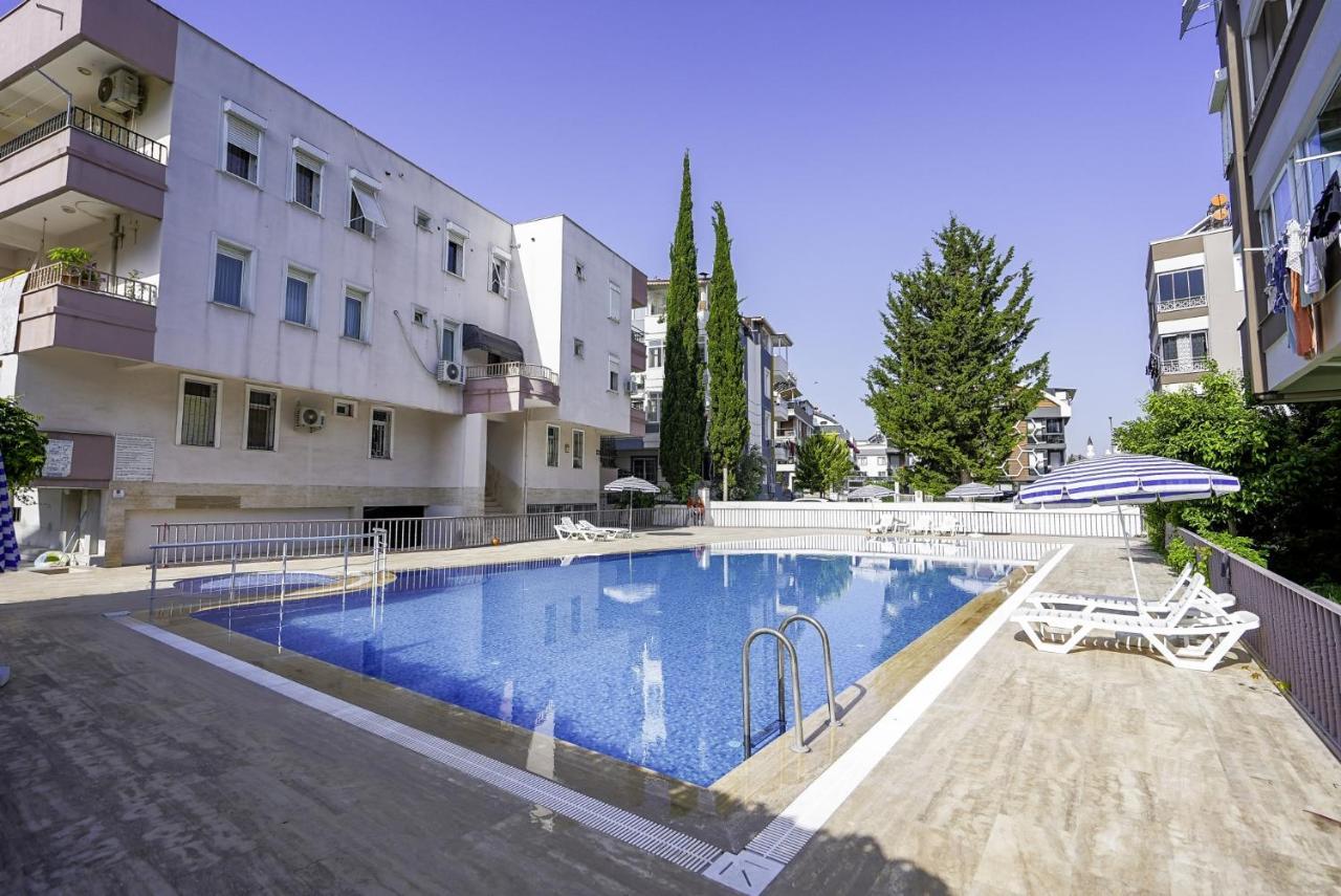 Vibrant Flat With Lovely Balcony In Muratpasa Antalya Kültér fotó