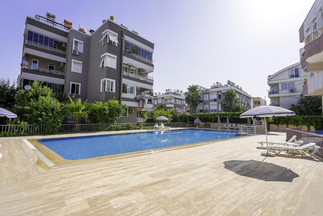 Vibrant Flat With Lovely Balcony In Muratpasa Antalya Kültér fotó